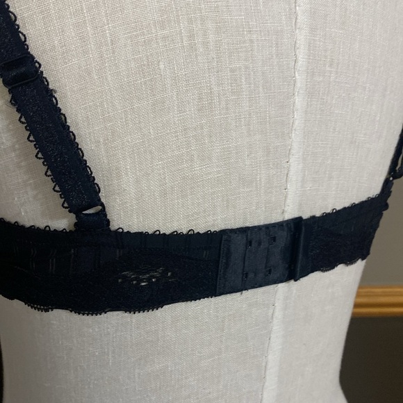 Ambrielle Myatique black & tan sheer stripe EXTREME Push up bra size 36C - Picture 5 of 8